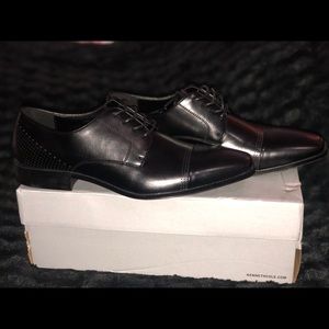Kenneth Cole Men’s Shoes